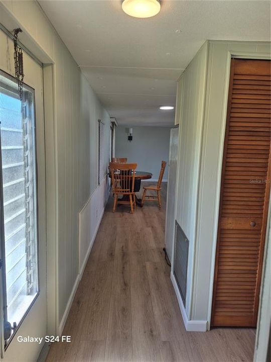 For Sale: $99,000 (2 beds, 2 baths, 784 Square Feet)