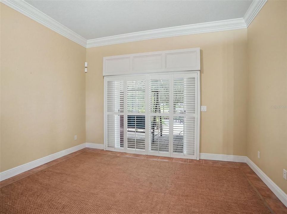 For Sale: $560,000 (4 beds, 2 baths, 2405 Square Feet)