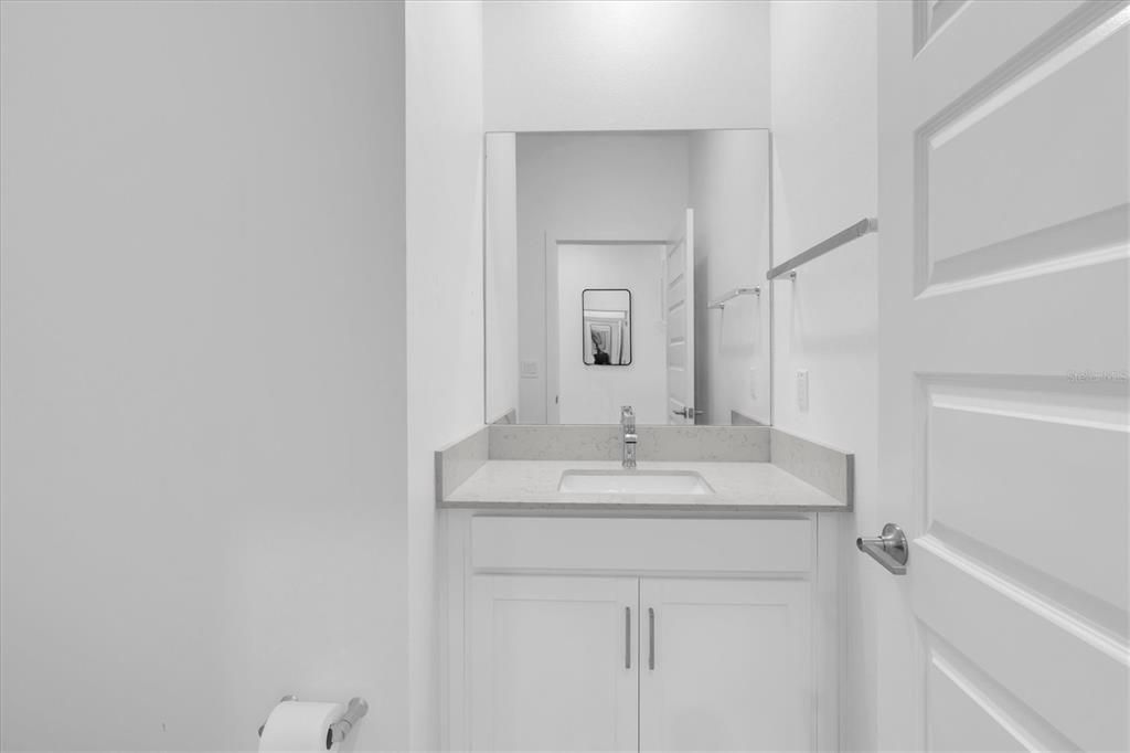 En Venta: $464,000 (4 camas, 2 baños, 2334 Pies cuadrados)