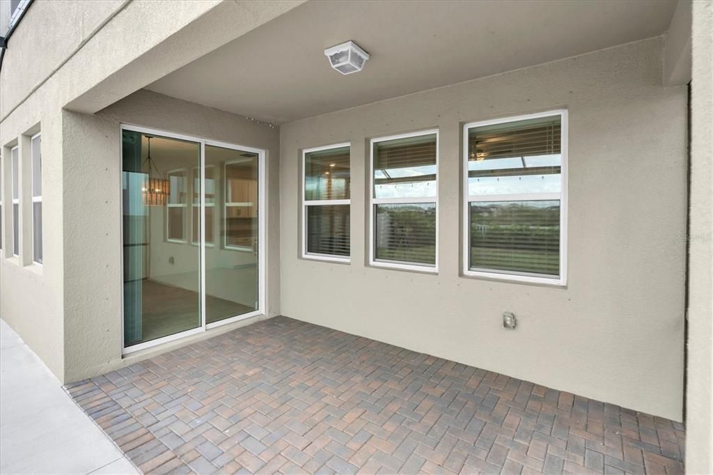En Venta: $464,000 (4 camas, 2 baños, 2334 Pies cuadrados)