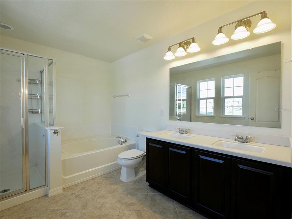For Rent: $2,755 (3 beds, 2 baths, 1912 Square Feet)