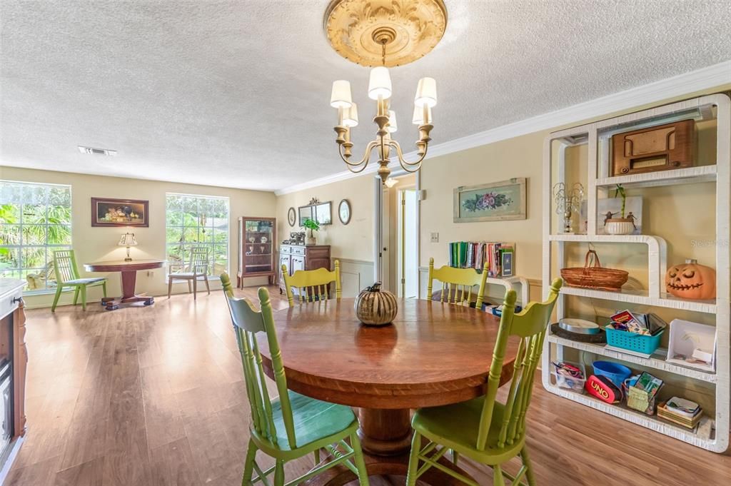 For Sale: $530,000 (4 beds, 3 baths, 2197 Square Feet)