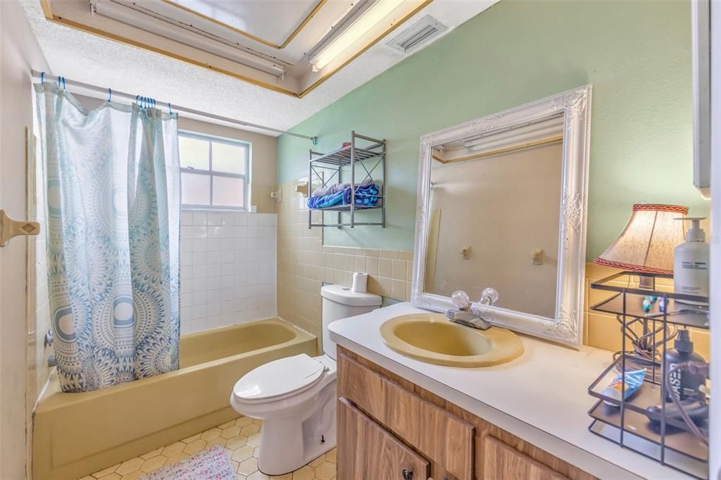 For Sale: $530,000 (4 beds, 3 baths, 2197 Square Feet)
