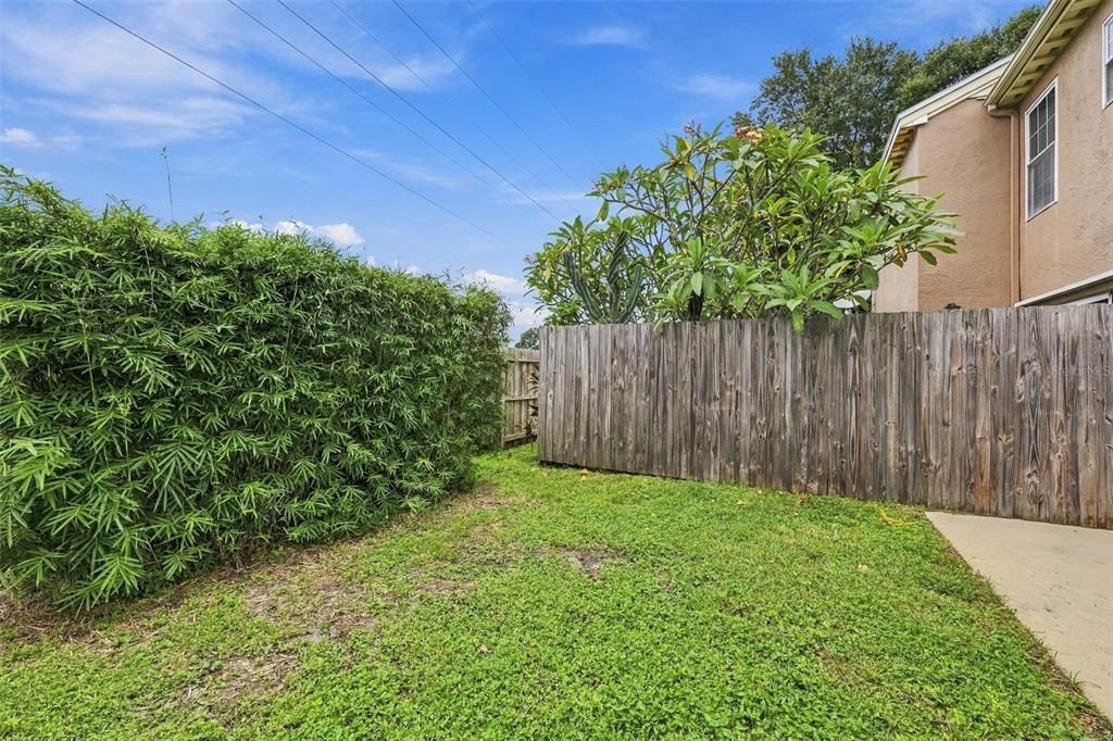 For Sale: $259,000 (2 beds, 1 baths, 1231 Square Feet)