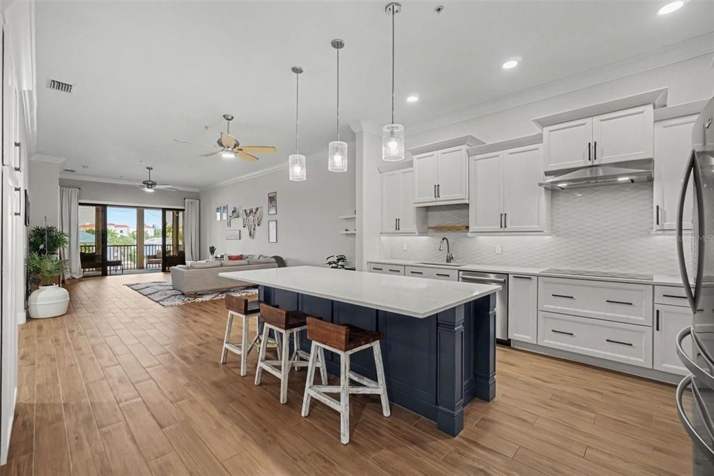 For Sale: $400,000 (3 beds, 2 baths, 1882 Square Feet)