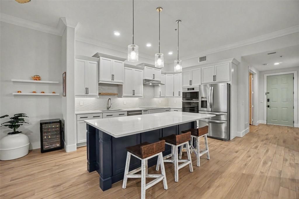For Sale: $400,000 (3 beds, 2 baths, 1882 Square Feet)