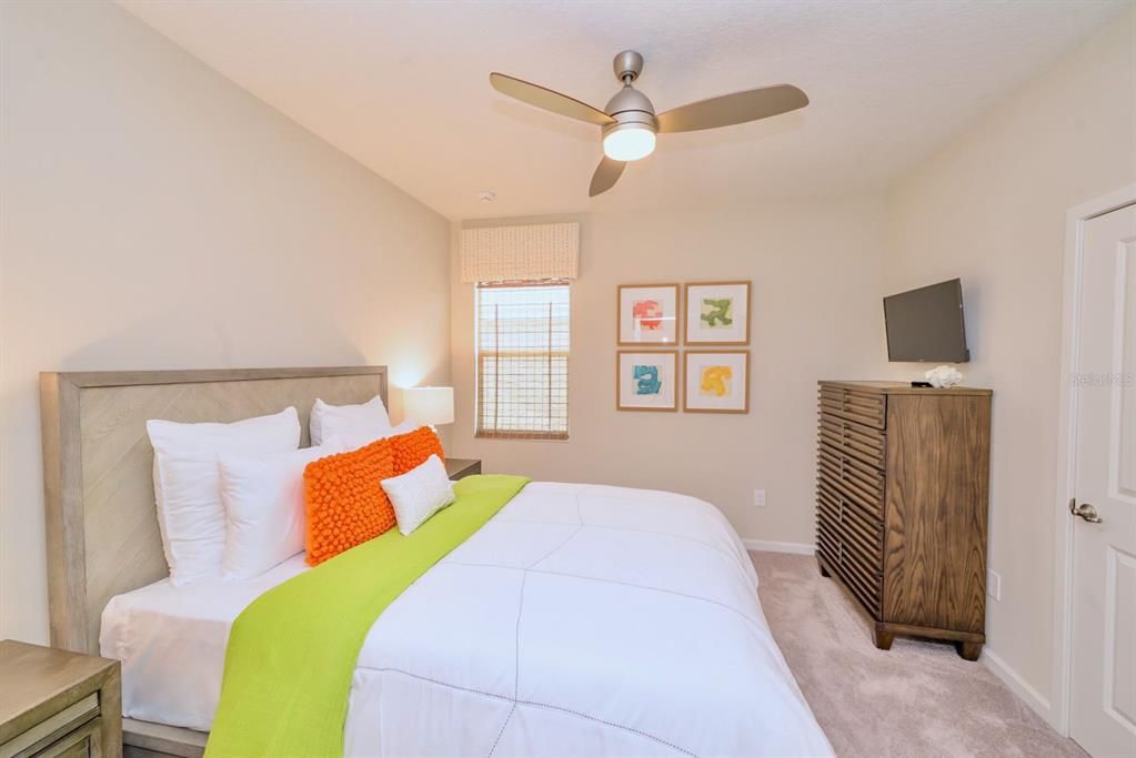 For Sale: $1,595,000 (15 beds, 15 baths, 6333 Square Feet)