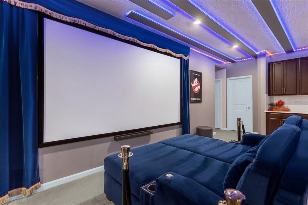 For Sale: $1,595,000 (15 beds, 15 baths, 6333 Square Feet)