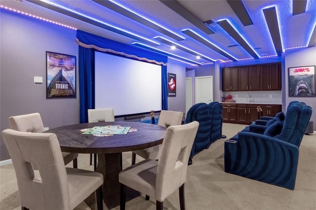 For Sale: $1,595,000 (15 beds, 15 baths, 6333 Square Feet)