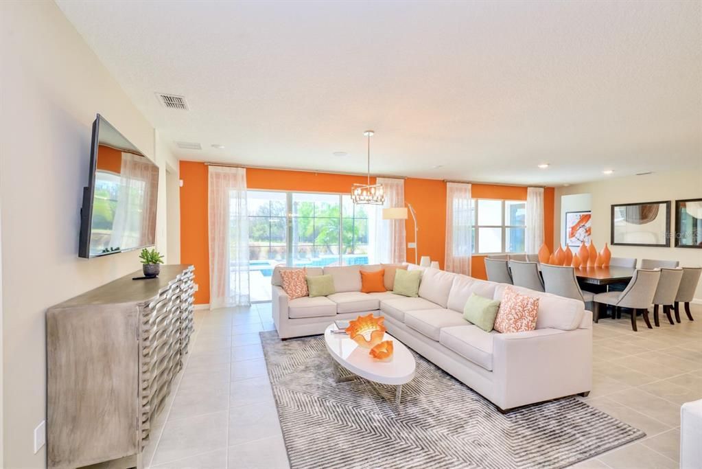 For Sale: $1,595,000 (15 beds, 15 baths, 6333 Square Feet)
