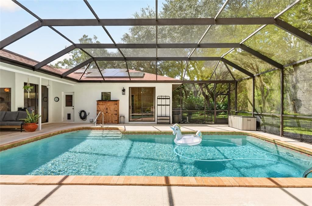 For Sale: $480,000 (4 beds, 2 baths, 2432 Square Feet)