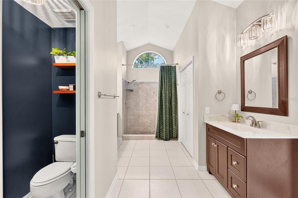 For Sale: $480,000 (4 beds, 2 baths, 2432 Square Feet)