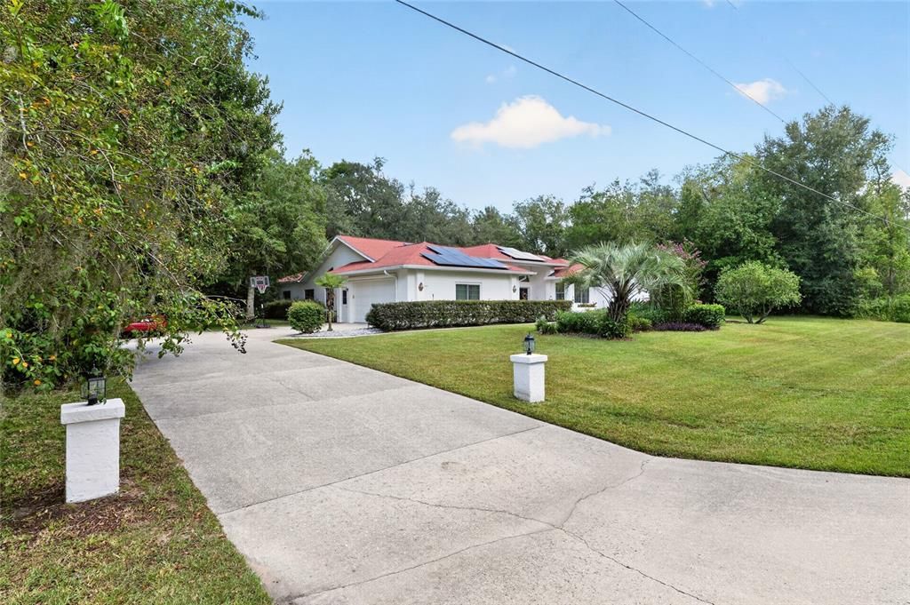 For Sale: $480,000 (4 beds, 2 baths, 2432 Square Feet)