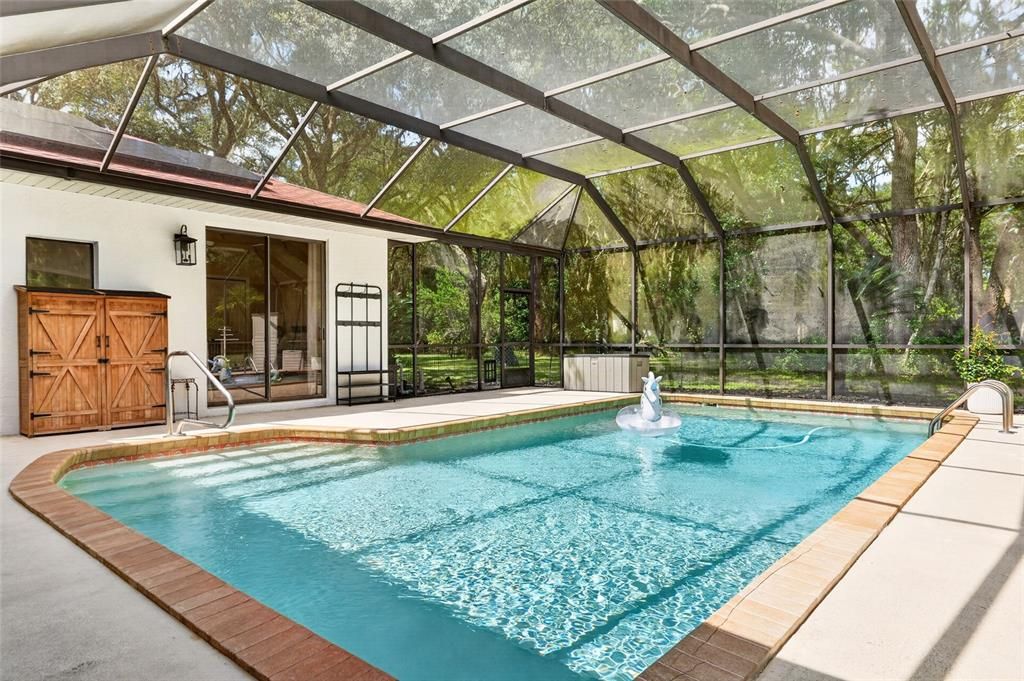 For Sale: $480,000 (4 beds, 2 baths, 2432 Square Feet)