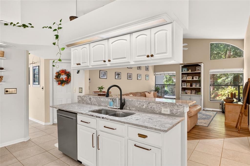 For Sale: $480,000 (4 beds, 2 baths, 2432 Square Feet)