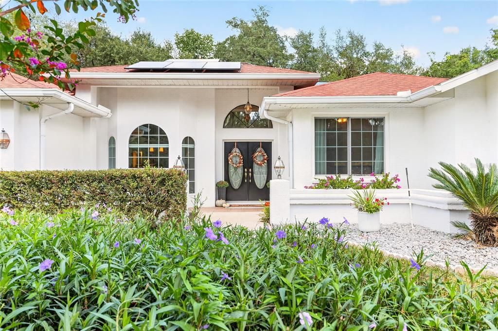 For Sale: $480,000 (4 beds, 2 baths, 2432 Square Feet)