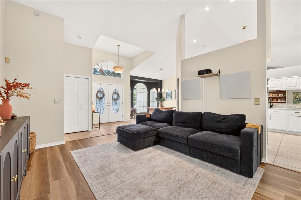 For Sale: $480,000 (4 beds, 2 baths, 2432 Square Feet)