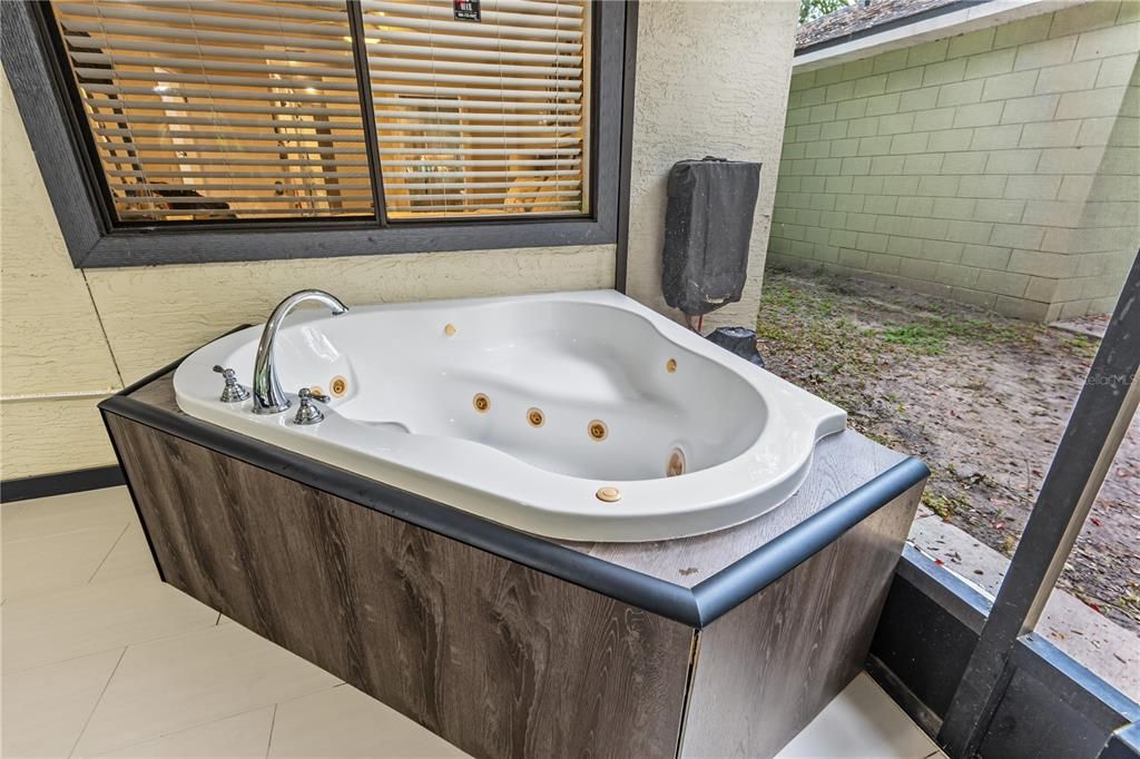 For Sale: $450,000 (3 beds, 2 baths, 1420 Square Feet)