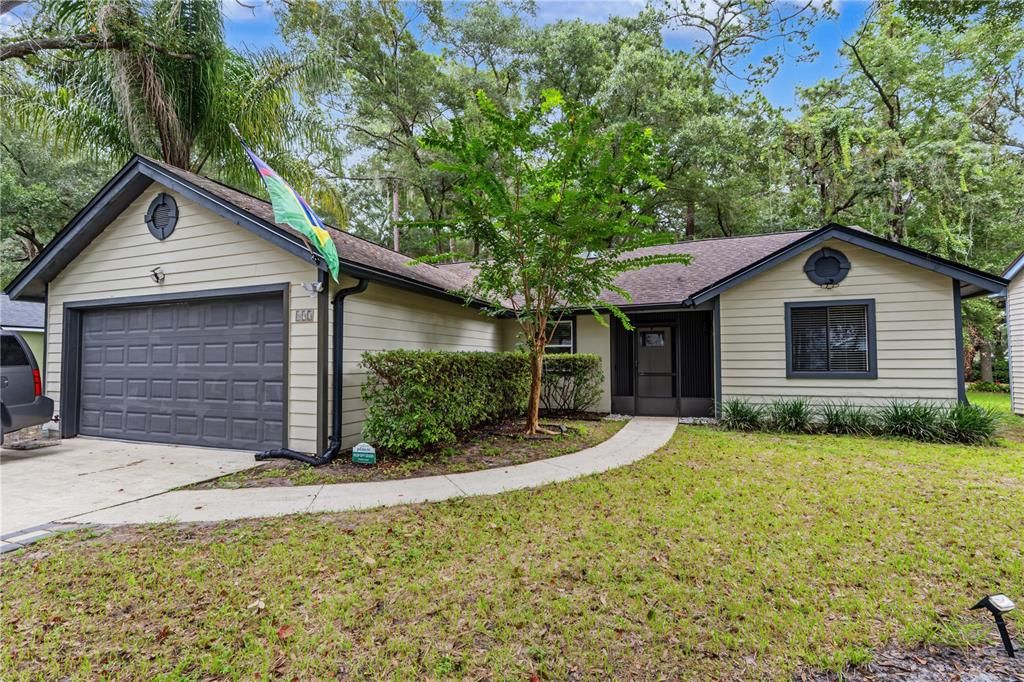 For Sale: $450,000 (3 beds, 2 baths, 1420 Square Feet)