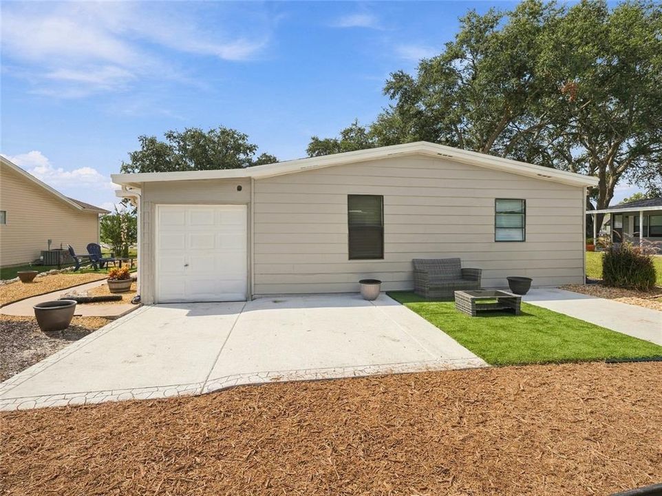 待售: $179,900 (2 贝兹, 2 浴室, 1184 平方英尺)