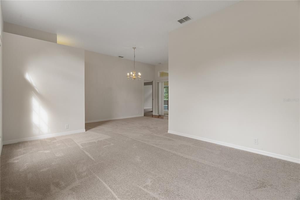 For Sale: $469,000 (3 beds, 2 baths, 2092 Square Feet)