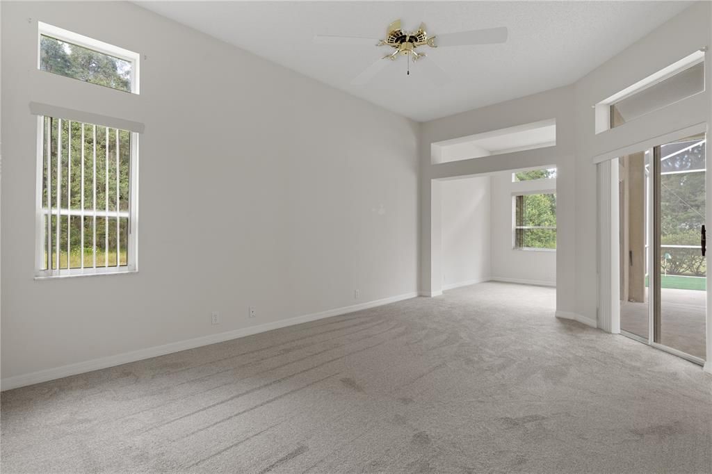 For Sale: $469,000 (3 beds, 2 baths, 2092 Square Feet)