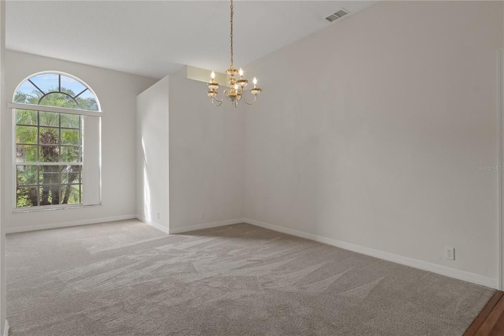 For Sale: $469,000 (3 beds, 2 baths, 2092 Square Feet)