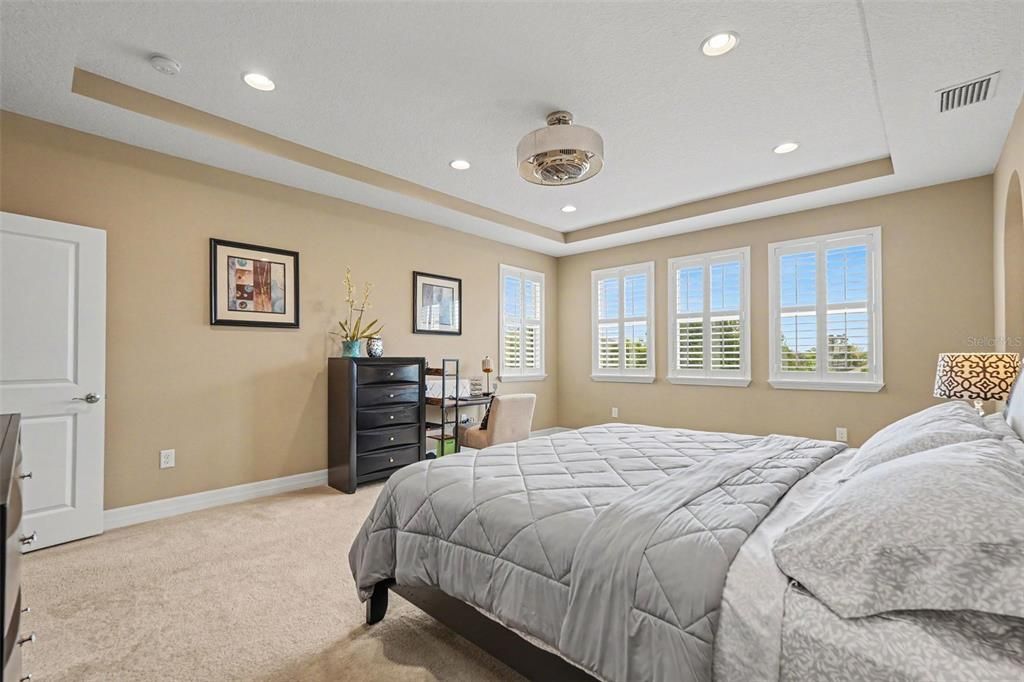 For Sale: $1,195,000 (5 beds, 4 baths, 4314 Square Feet)