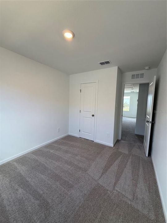 В аренду: $1,800 (3 спален, 2 ванн, 1386 Квадратных фут)