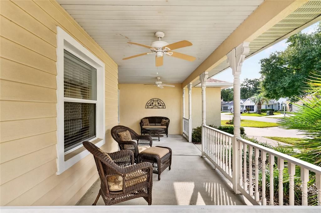 For Sale: $274,888 (2 beds, 2 baths, 1618 Square Feet)
