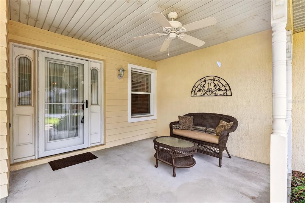 For Sale: $274,888 (2 beds, 2 baths, 1618 Square Feet)