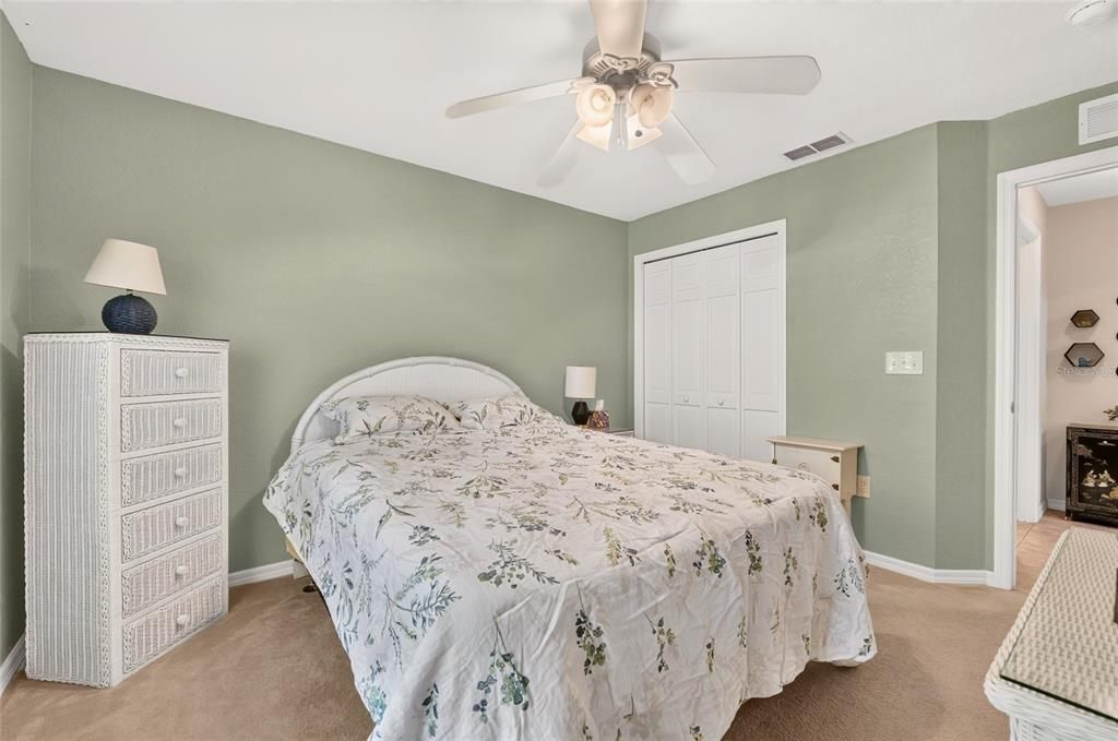For Sale: $274,888 (2 beds, 2 baths, 1618 Square Feet)