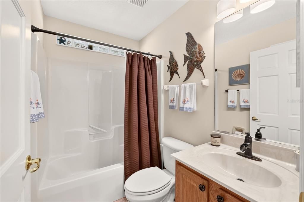 For Sale: $274,888 (2 beds, 2 baths, 1618 Square Feet)