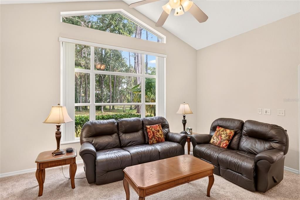 For Sale: $274,888 (2 beds, 2 baths, 1618 Square Feet)