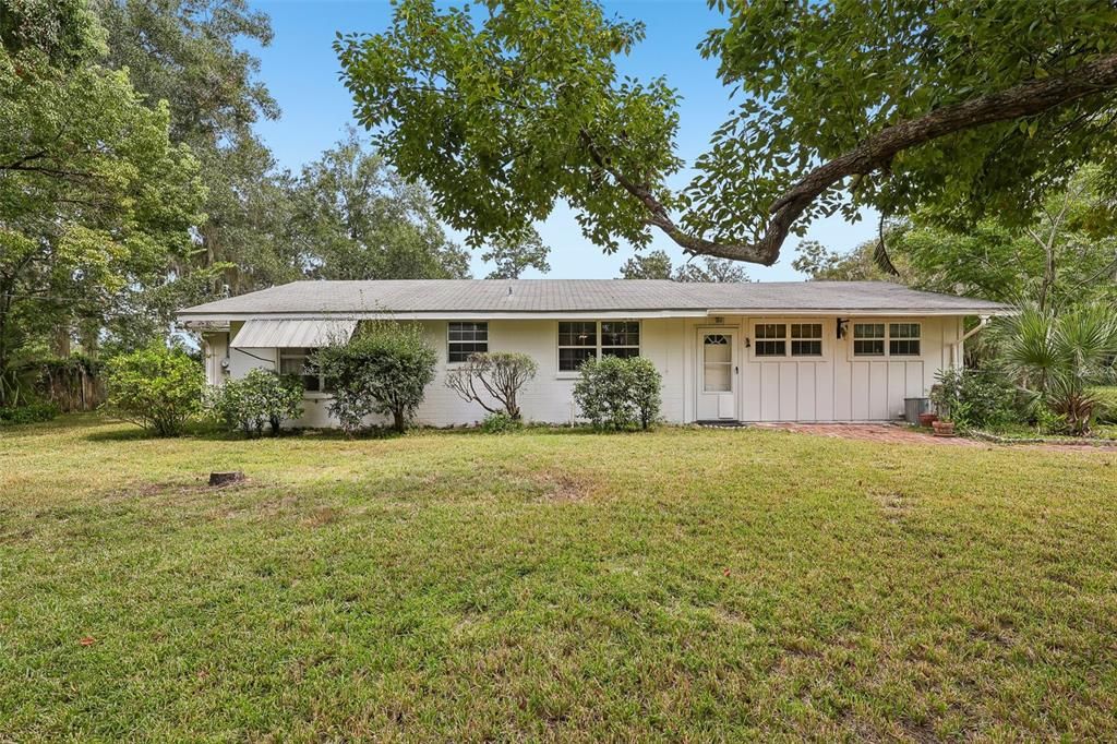 For Sale: $279,900 (2 beds, 2 baths, 1544 Square Feet)