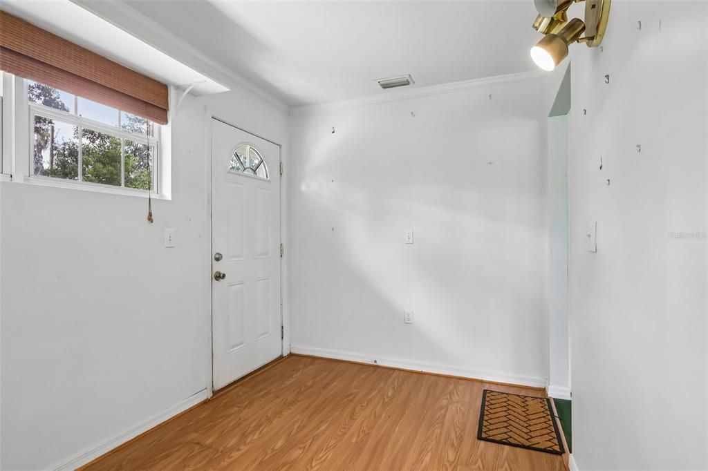 For Sale: $279,900 (2 beds, 2 baths, 1544 Square Feet)
