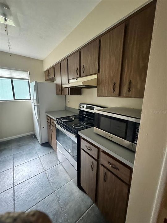 En Renta: $1,600 (3 camas, 2 baños, 1100 Pies cuadrados)