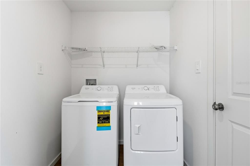 For Rent: $2,200 (4 beds, 2 baths, 1600 Square Feet)