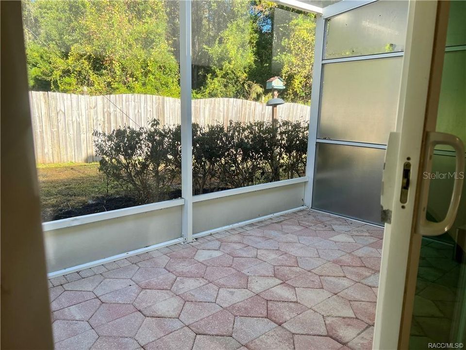 For Sale: $655,000 (8 beds, 0 baths, 3944 Square Feet)