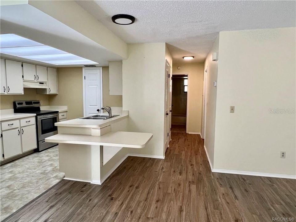 For Sale: $655,000 (8 beds, 0 baths, 3944 Square Feet)