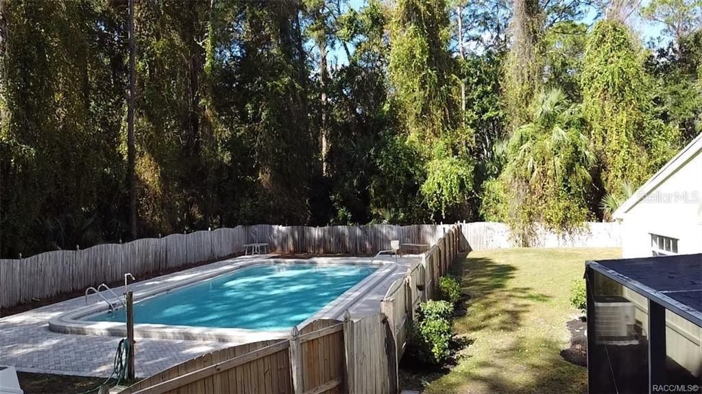 For Sale: $655,000 (8 beds, 0 baths, 3944 Square Feet)