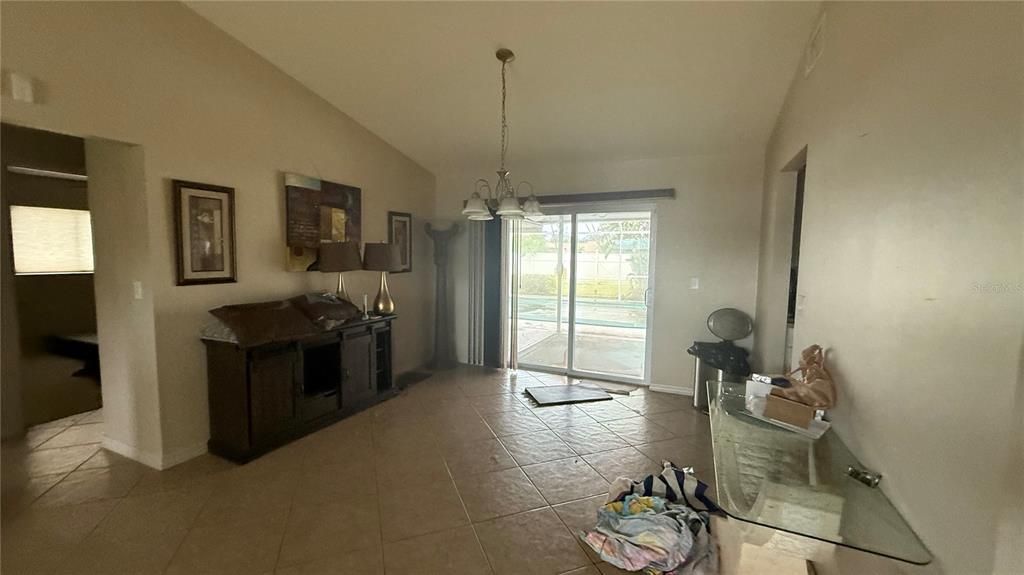 For Sale: $95,000 (3 beds, 2 baths, 1661 Square Feet)