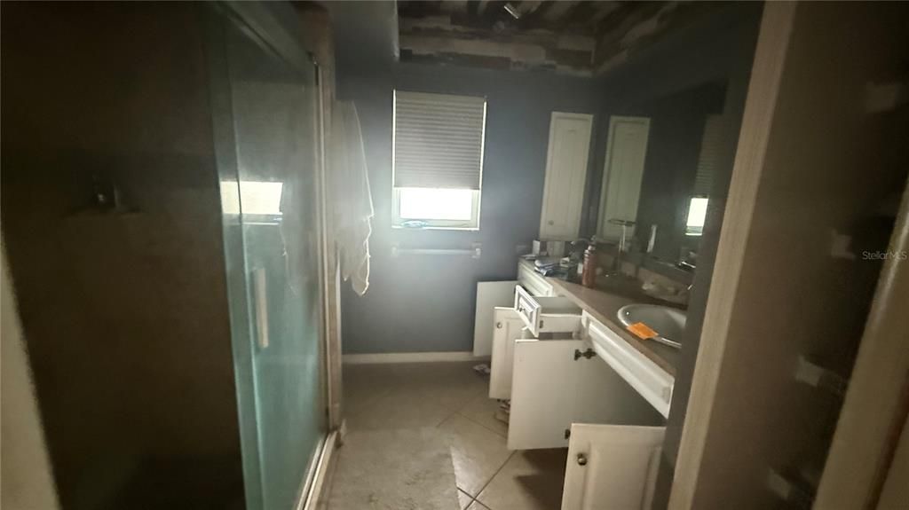 For Sale: $95,000 (3 beds, 2 baths, 1661 Square Feet)