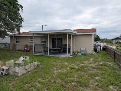 На продажу: $195,000 (2 спален, 1 ванн, 840 Квадратных фут)