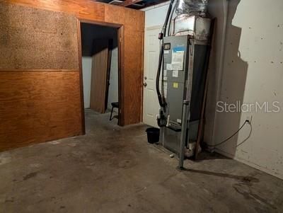 На продажу: $195,000 (2 спален, 1 ванн, 840 Квадратных фут)