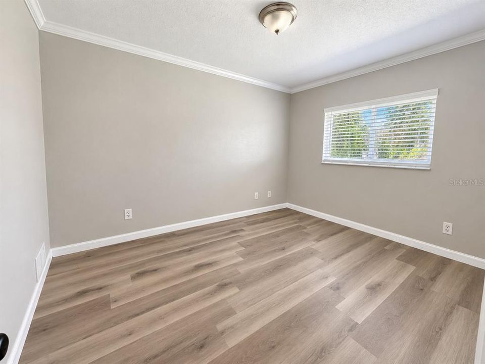 For Rent: $1,999 (3 beds, 2 baths, 1562 Square Feet)