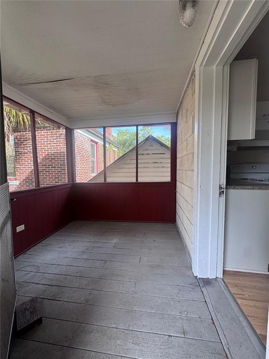 For Rent: $1,400 (1 beds, 1 baths, 528 Square Feet)