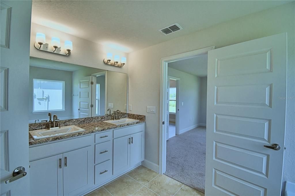 For Sale: $356,863 (4 beds, 2 baths, 1755 Square Feet)
