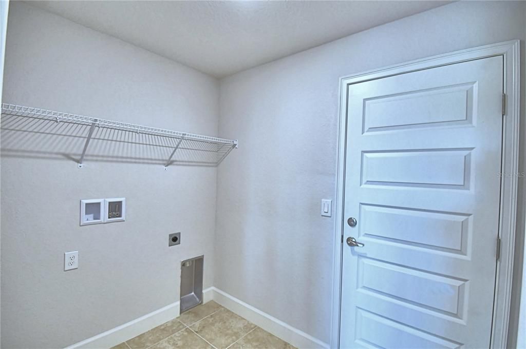 For Sale: $356,863 (4 beds, 2 baths, 1755 Square Feet)