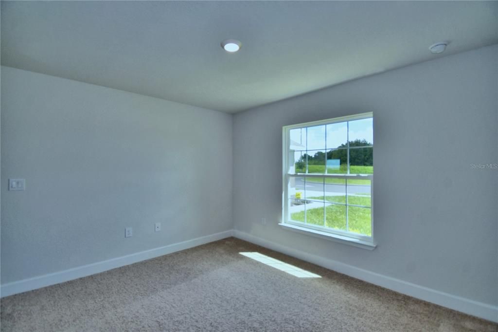 For Sale: $356,863 (4 beds, 2 baths, 1755 Square Feet)